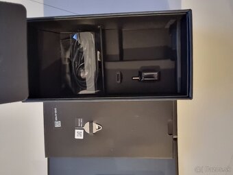 Predám-krabičku od samsung s8 - 2