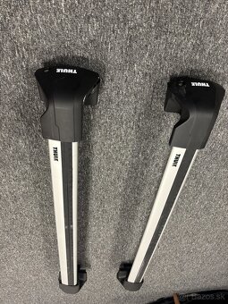 Stresne nosice priecniky thule pre Hilux - 2