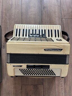 Akordeón Weltmeister Stella - 2
