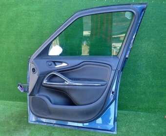opel zafira dvere C - 2