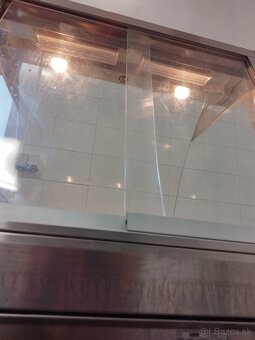 Teplá vitrina Wok - 2