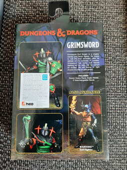 Akčná figúrka Ultimate Grimsword 18 cm - 2