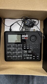 AKAI XR20 - 2
