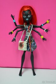 Monster High bábika Wydowna Spider - 2