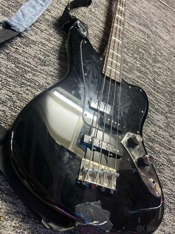 basgitara Fender Squier Jaguar Bass - 2