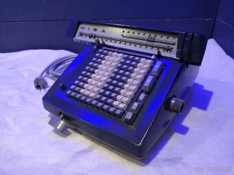 Retro - kalkulačka NISA - 2