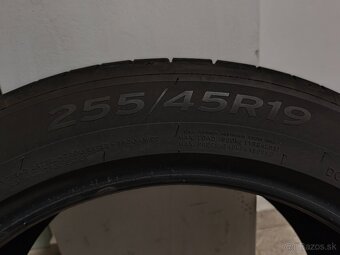 Letné Pneumatiky Hankook Ventus S1 Evo 3 255/45 R19 - 2