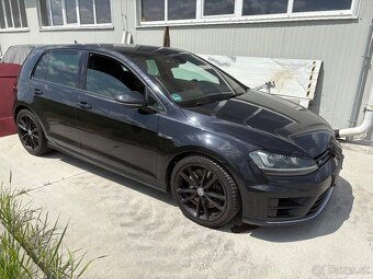Golf R 221kw 4motion DSG Pokazeny motor - 2