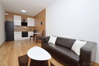 Predaj 2i byt s balkónom v uzavretom areáli -Viladomy, Rajka - 2