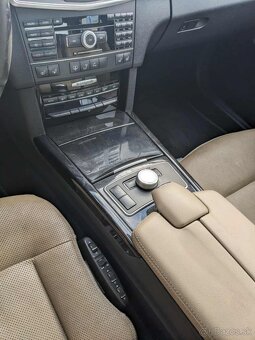 Mercedes Benz triedy E 212 350 CDI - 2