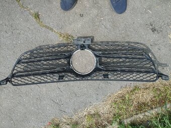 Predna maska Mercedes GLE x166 od 2015-2019 - 2