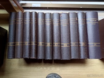 Predám knihy ,Lenin1,2,3 sú predane,Marx - 2