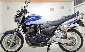 Suzuki gsx 1400 - 2