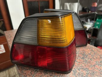 US Svetlá VW Golf mk2 - 2