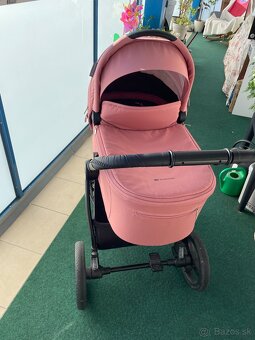 Kinderkraft kočík - 2