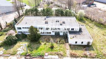Prevádzková budova s pozemkom 4000m2 v Dunajskej Strede - 2