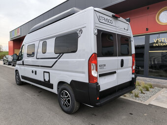 nový van Etrusco CV 600 DB 4-miestny s výklopnou strechou - 2