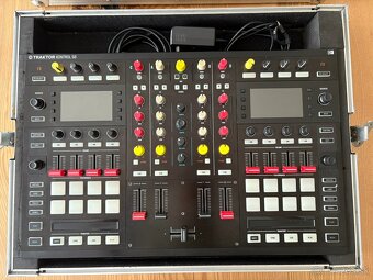 Native Instruments Traktor Kontrol S8 MK2 DJ kontroler - 2