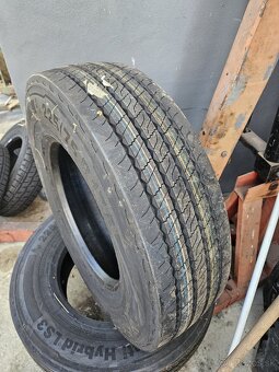 225/75 R17.5 - 2