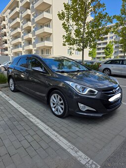 Predám hyundai i 40combi 1.7crdi 100kw - 2