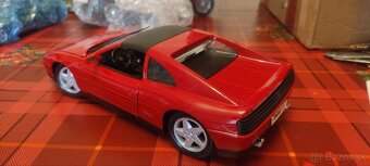Ferrari 1:18 - 2