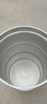 Plechové sudy 200l - 2