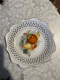 Starožitné maľované taniere - 2