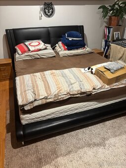 Predám posteľ 180x200 - 2