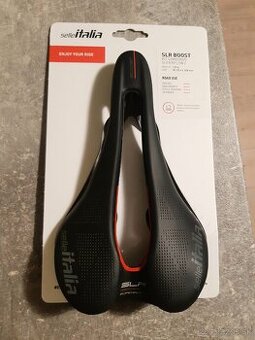 Selle Italia SLR Boost Kit Carbonio Superflow L sedlo, 145 m - 2