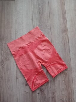 LEGÍNY, RIVER ISLAND, velk. M - 2