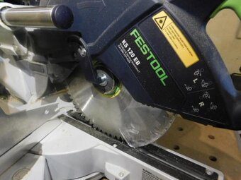 Predám FESTOOL kapovaciu pílu KS 120 - 2