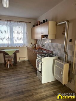 PREDAJ : 2 izbový tehlový byt s balkónom, E.B.Lukáča, Komárn - 2