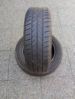 Predám 2 letné pneumatiky 185/60 r15 - 2