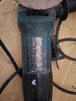 Makita uhlova brúska, flexa - 2
