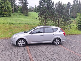 Kia Ceed combi 1.4 benzin 77 kw rok 5/2008 180000 km - 2