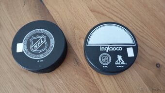 Hokejové puky NHL. - 2