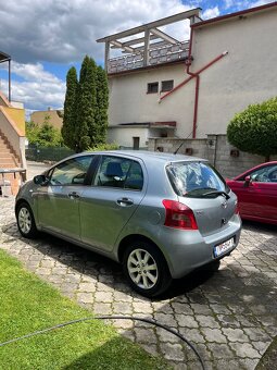 Toyota Yaris 1.3 - 2