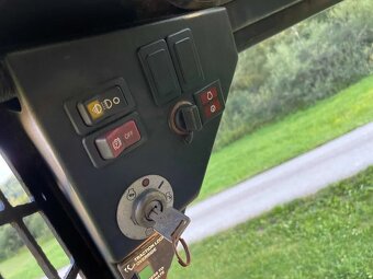 Šmykom riadený nakladač BOBCAT S70 Dovoz Nórsko 2018 Výhodná - 2