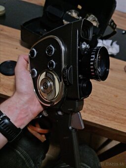 Sovietska kamera QUARZ DS8-M kufrík s doplnkami
- 2