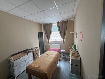 Miestnosť 10m2 na prenájom ako obchodný priestor - 2