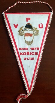 plakety, odznaky, vyznamenania, vlajky - 2