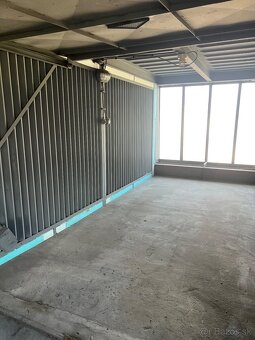 Garaž / Garažový box na prenájom - Strážený 24/7 - 2