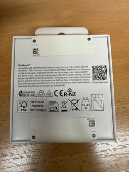 Samsung Galaxy Buds3 FE - 2