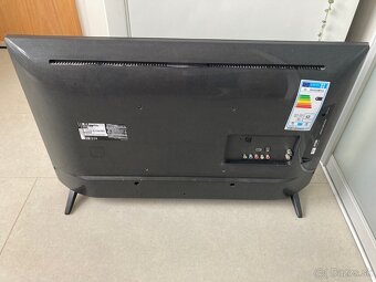 Predam televizor LG - 2