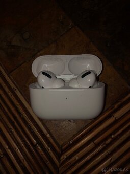 Apple AirPods Pro - 2