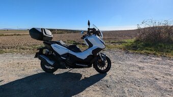 Honda ADV 350 - 2