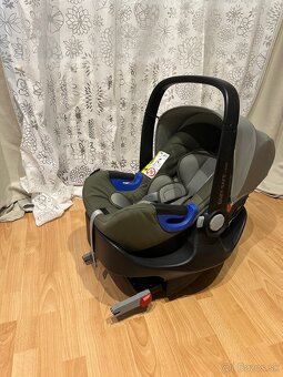 Autosedačka Britax Römer Baby-Safe i-Size+ISOFIX základňa - 2