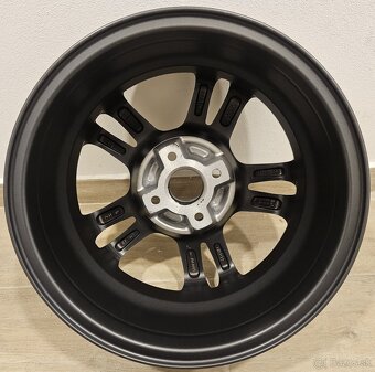 Atraktívne grafitové disky MAK - 4x100 r15 - 2