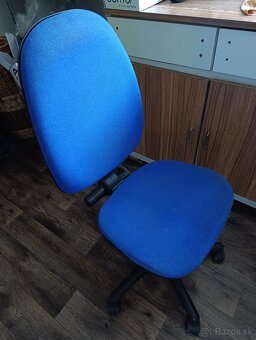 Predám detský písací stôl s nadstavbou - 2