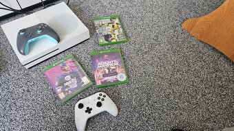 Xbox One S 500GB + 2x joypad a hry - aj vymením - 2